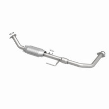 Load image into Gallery viewer, MagnaFlow Direct Fit Catalytic Converter 00-8/04 Toyota Tundra 4.7L D/S Front