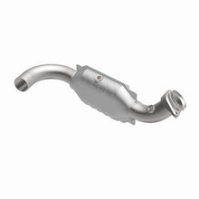 Load image into Gallery viewer, MagnaFlow Direct Fit Catalytic Converter 07-08 Expe/Nav 5.4L D/S OEM