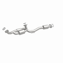 Load image into Gallery viewer, MagnaFlow Direct Fit Catalytic Converter 97-01 Toyota Camry 3.0L / 96-98 Lexus ES300 3.0L