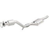 MagnaFlow Direct Fit Catalytic Converter 03 Volkswagen Passat 2.8L