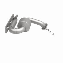 Load image into Gallery viewer, MagnaFlow Direct Fit Catalytic Converter 04-05 Ford Taurus 3.0L