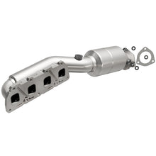 Load image into Gallery viewer, MagnaFlow Direct Fit Catalytic Converter 02-04 VW Passat 4.0L