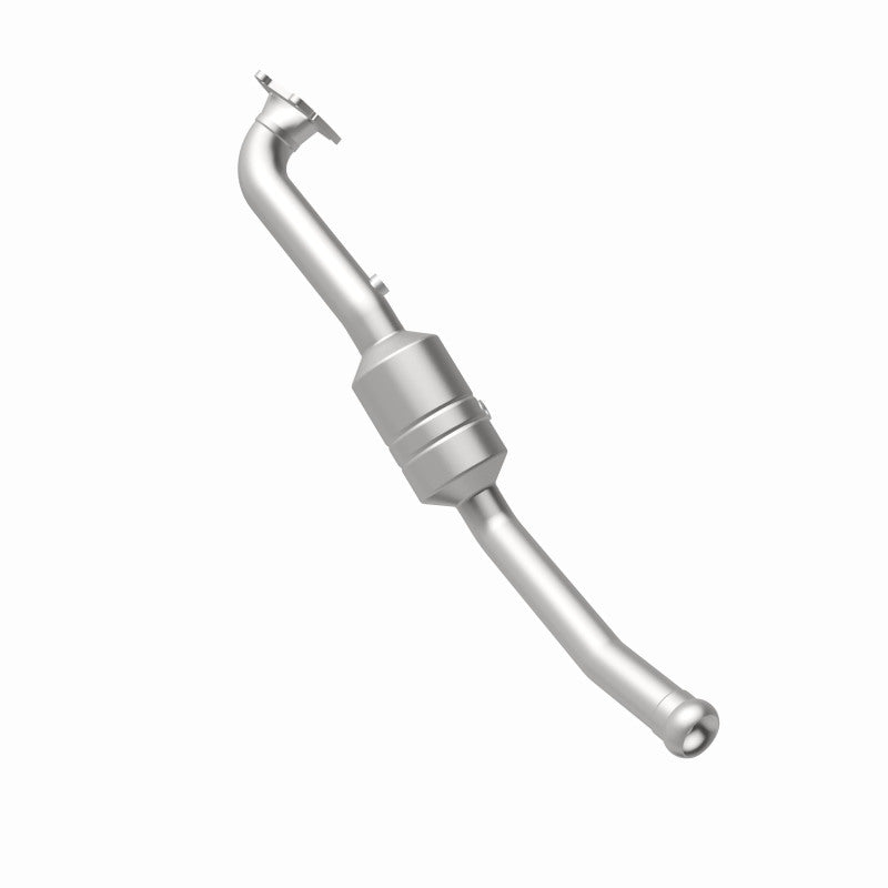 MagnaFlow Direct Fit Catalytic Converter 2011 Grand Cherokee 3.6L DS