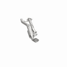 Load image into Gallery viewer, MagnaFlow Direct Fit Catalytic Converter 1997-2000 Ford Explorer 4.0