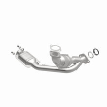Load image into Gallery viewer, MagnaFlow Direct Fit Catalytic Converter 01-02 Mitsu Montero 3.5L