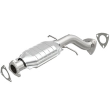 Load image into Gallery viewer, MagnaFlow Direct Fit Catalytic Converter 96-99 Blazer/Jimmy 4.3L