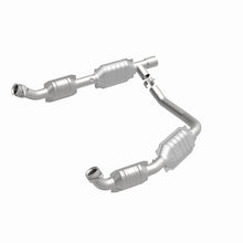 Load image into Gallery viewer, MagnaFlow Direct Fit Catalytic Converter Ford E350 Van 06 5.4L OEM