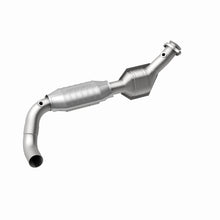 Load image into Gallery viewer, MagnaFlow Direct Fit Catalytic Converter 97-98 F150/F250 4.6L 4Wd D/
