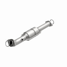 Load image into Gallery viewer, MagnaFlow Direct Fit Catalytic Converter 05-09 Toyota Tacoma 4.0L P/S Rear