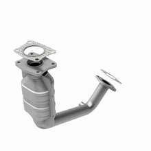 Load image into Gallery viewer, MagnaFlow Direct Fit Catalytic Converter 00 Ford Focus 2.0L Code P