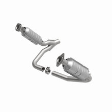 Load image into Gallery viewer, MagnaFlow Direct Fit Catalytic Conv 05-06 Dodge Dakota/2006 Mitsubishi Raider 3.7L Y-Pipe Assembly