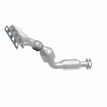 Load image into Gallery viewer, MagnaFlow Direct Fit Catalytic Converter 02-06 Cooper/S Manifold