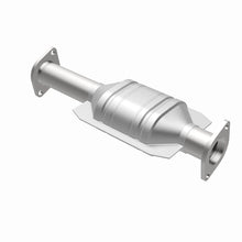 Load image into Gallery viewer, MagnaFlow Direct Fit Catalytic Converter 97-98 Sonata 2.0L 4Cyl.