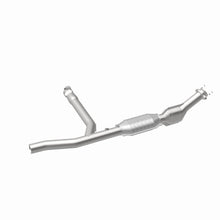 Load image into Gallery viewer, MagnaFlow Direct Fit Catalytic Converter 97-98 F150/F250 4.2L 2Wd Pa