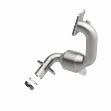 Load image into Gallery viewer, MagnaFlow Direct Fit Catalytic Converter 2011-2015 Juke L4 1.6 OEM Underbody