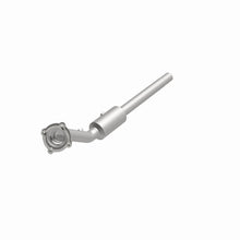 Load image into Gallery viewer, MagnaFlow Direct Fit Catalytic Converter 2004 - 2005 Volkswagen Jetta 1.8L