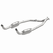 Load image into Gallery viewer, MagnaFlow Direct Fit Catalytic Converter OEM 2003 Land Rover Discovery Underbody
