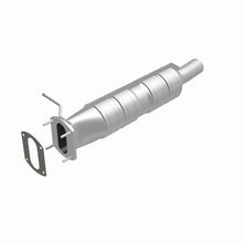 Load image into Gallery viewer, MagnaFlow Direct Fit Catalytic Converter 05-07 Ford F-Series Rear