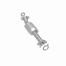 Load image into Gallery viewer, MagnaFlow Direct Fit Catalytic Converter 2002 Suzuki Aerio 2.0L