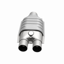 Load image into Gallery viewer, MagnaFlow Universal Catalytic Converter 2inch Inlet/2.5inch Outlet Dual/Single Oval Shape