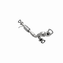 Load image into Gallery viewer, MagnaFlow Conv DF 02-03 Saturn Vue 3.0L Rear