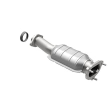 Load image into Gallery viewer, MagnaFlow Direct Fit Catalytic Converter 04 Ranger/Bser 3.0 Rear 50S