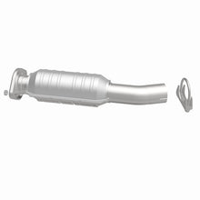 Load image into Gallery viewer, MagnaFlow Direct Fit Catalytic Converter 04 Toyota Sienna 3.3L