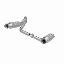 Load image into Gallery viewer, MagnaFlow Direct Fit Catalytic Converter RAIDER- 2006 8 4.7L OEM