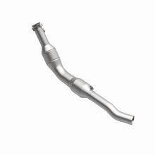 Load image into Gallery viewer, MagnaFlow Direct Fit Catalytic Converter 05-08 LR3/RR Sport Driver Side