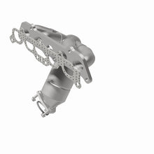Load image into Gallery viewer, MagnaFlow Direct Fit Catalytic Converter 97-01 Camry 2.2 manif OEM