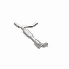 Load image into Gallery viewer, MagnaFlow Direct Fit Catalytic Converter 01-03 Ford E150 4.2L P/S