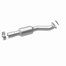 Load image into Gallery viewer, MagnaFlow Direct Fit Catalytic Converter 09-12 Toyota RAV4 2.5 3.5 Underbody