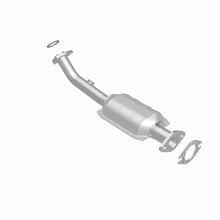Load image into Gallery viewer, MagnaFlow Direct Fit Catalytic Converter 01-04 Pathfinder Driver Side Rear