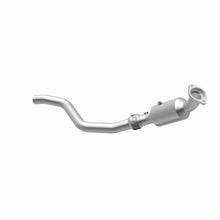Load image into Gallery viewer, MagnaFlow DF Cat Conv 05-09 Chrysler 300/Dodge 06-09 Charger/05-07 Magnum 5.7L P/S *NOT CALIFORNIA*