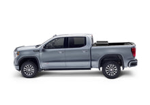 Load image into Gallery viewer, UnderCover 20-21 Jeep Gladiator 5ft Triad Bed Cover