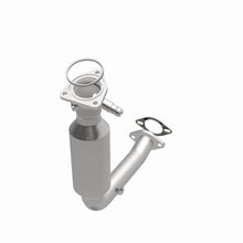 Load image into Gallery viewer, MagnaFlow Direct Fit Catalytic Converter 2000 and 2002 Ford Focus 2.0