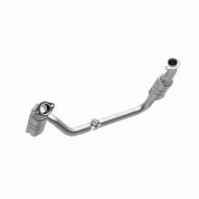 Load image into Gallery viewer, MagnaFlow Direct Fit Catalytic Converter 2006 Dodge RAM 1500 Pickup 5.7L Solid Front Axle