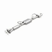 Load image into Gallery viewer, MagnaFlow Direct Fit Catalytic Converter Previa 95-96 2.4L