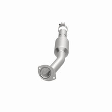 Load image into Gallery viewer, MagnaFlow Direct Fit Catalytic Converter 09-12 Toyota RAV4 2.5 3.5 Underbody