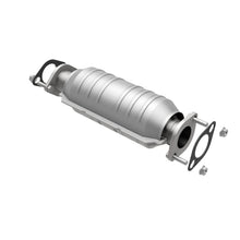 Load image into Gallery viewer, MagnaFlow Direct Fit Catalytic Converter 06-10 Kia Rio 1.6L Rear