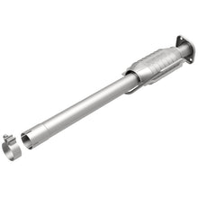 Load image into Gallery viewer, MagnaFlow Direct Fit Catalytic Converter Jeep Wrangler 4.0L Rear