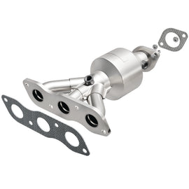 MagnaFlow Direct Fit Catalytic Converter 07-09 Mitsu Outlander 3.0L
