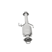 Load image into Gallery viewer, MagnaFlow Direct Fit Catalytic Converter 01-04 Toyota Tacoma 3.4L Rear