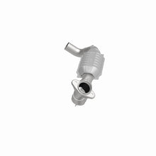 Load image into Gallery viewer, MagnaFlow Direct Fit Catalytic Converter 01-02 Ford F-150 5.4L