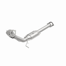 Load image into Gallery viewer, MagnaFlow Direct Fit Catalytic Conv Volvo 05-09 S60 2.4L/2.5L Turbo / 04-06 S80 Turbo/05-07 V70 2.5L