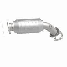 Load image into Gallery viewer, MagnaFlow Direct Fit Catalytic Converter Audi 97-05 A4/A4 Quattro / Volkswagen 00-05 Passat 1.8L