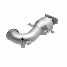Load image into Gallery viewer, MagnaFlow Direct Fit Catalytic Converter 2013 Dodge Dart 1.4L