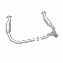Load image into Gallery viewer, MagnaFlow Direct Fit Catalytic Converter 06-07 Ram 1500 4.7L Underbody
