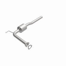 Load image into Gallery viewer, MagnaFlow Direct Fit Catalytic Converter 93 VW Eurovan 2.5L