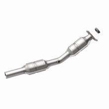 Load image into Gallery viewer, MagnaFlow Direct Fit Catalytic Converter 03-04 Pontiac Vibe 1.8L